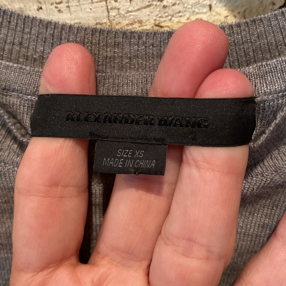 Alexander wang merino wool sweater with back openingsg up. Gray. Xsmall. Pinhole - Picture 2 of 8